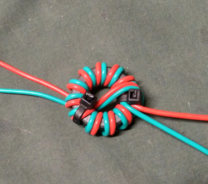 Portable 1:1 Ham Radio Choke Balun - 300w